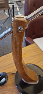 Lot 227 - A Fase Presidente 'Pendulo' table lamp