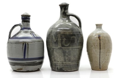 Lot 103 - A pair of Abuja pottery flasks