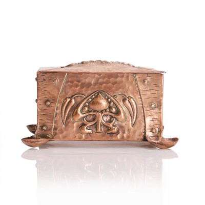 Lot 45 - An Arts and Crafts copper cigarette box