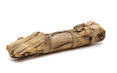 Lot 520 - A mummified object