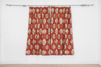 Lot 423 - A pair of cotton curtains