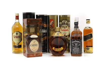 Lot 260 - A collection of whiskies and bourbons