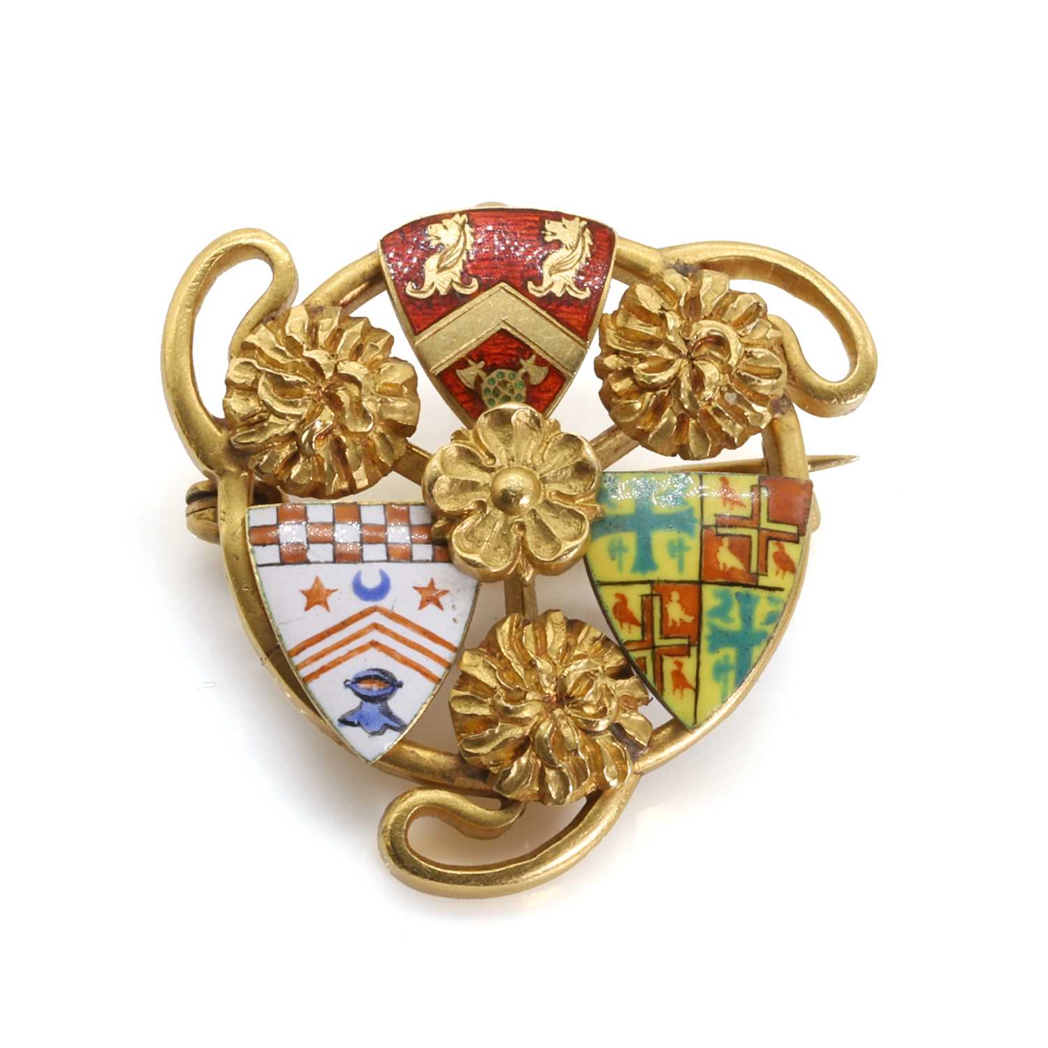 Lot 1037 - An Edwardian 18ct gold enamel heraldic brooch