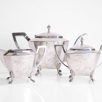 Lot 151 - A Chinese export silver tea set