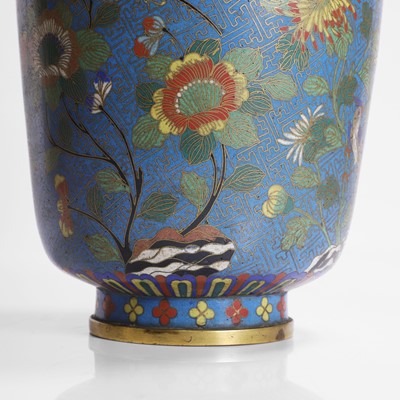 Lot 450 - A Chinese cloisonné vase
