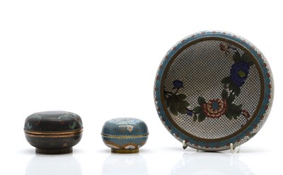 Lot 210 - A Chinese cloisonné brush washer