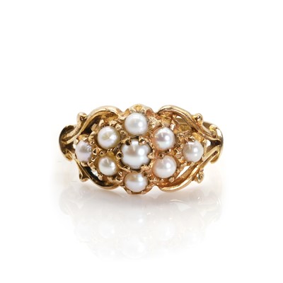 Lot 1207 - A split pearl cluster ring