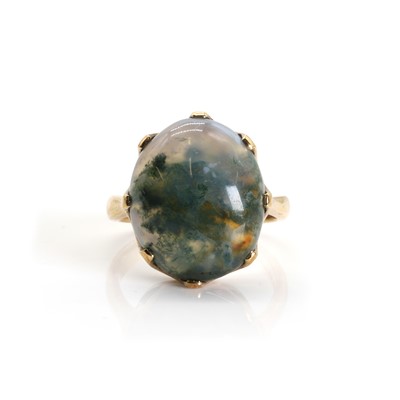 Lot 1056 - A 9ct gold single stone moss agate ring