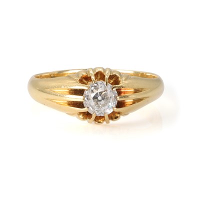 Lot 1420 - An 18ct gold gentlemen’s single stone diamond ring