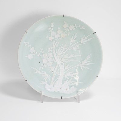 Lot 441 - A Chinese celadon-glazed dish