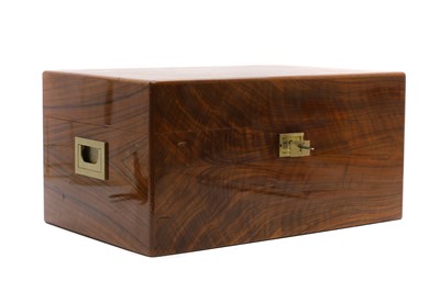 Lot 510 - A Davidoff walnut Humidor