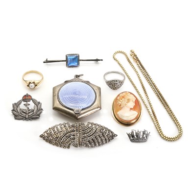 Lot 1382 - A group of gold and silver jewellery