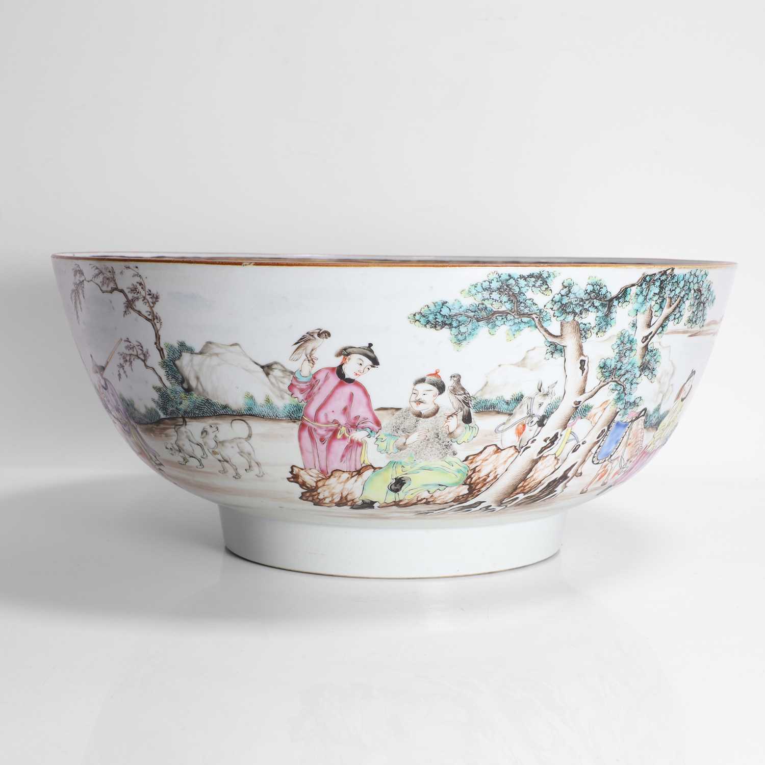 Lot 75 - A Chinese export famille rose punchbowl