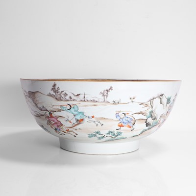 Lot 75 - A Chinese export famille rose punchbowl