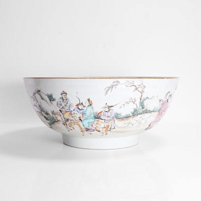 Lot 75 - A Chinese export famille rose punchbowl