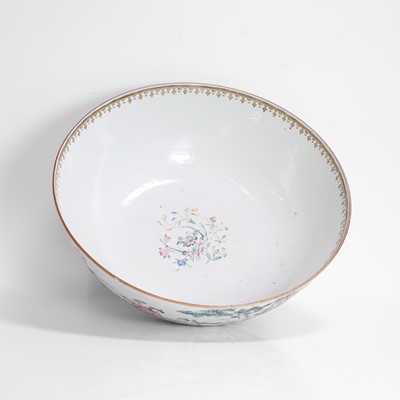 Lot 75 - A Chinese export famille rose punchbowl