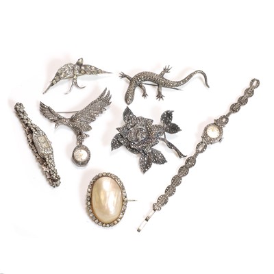 Lot 1383 - A small collection of silver jewellery