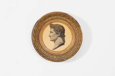 Lot 397 - A ceramic roundel of Napoleon Bonaparte