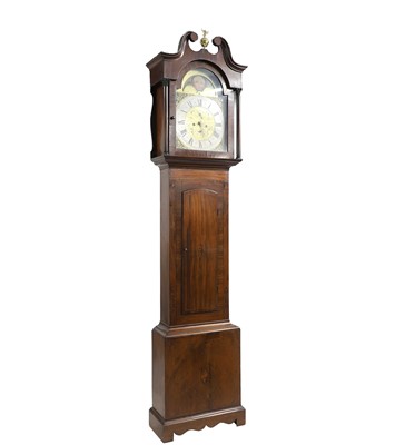 Lot 630 - A George III mahogany longcase clock