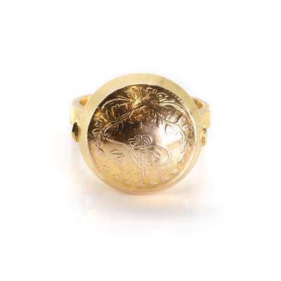 Lot 1410 - A domed Kurush coin ring