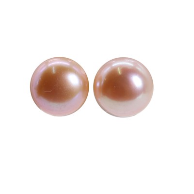 Lot 1204 - A pair of cultured freshwater pearl stud earrings