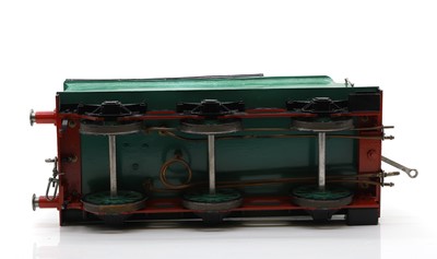 Lot 520 - A OO gauge locomotive tender