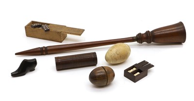 Lot 336 - A treen shaker