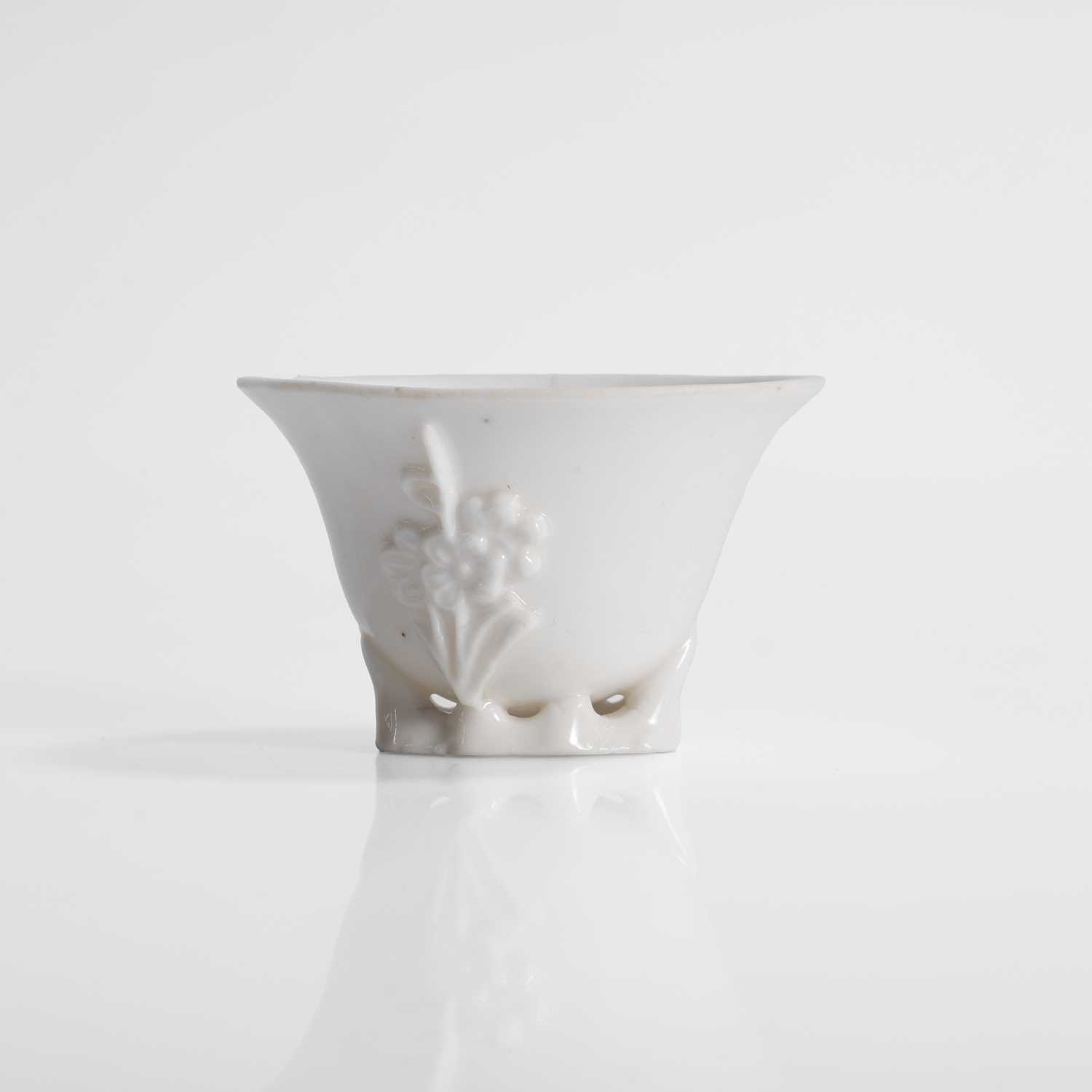 Lot 95 - A Chinese blanc de Chine libation cup