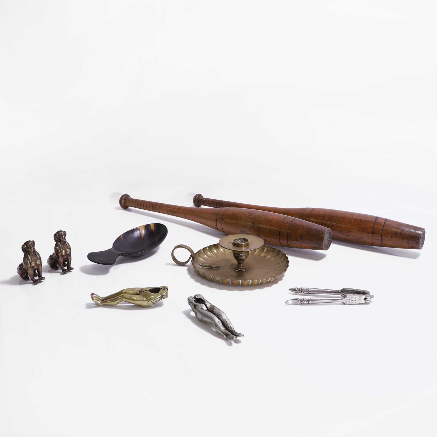 Lot 519 - A pair of hardwood exercise batons