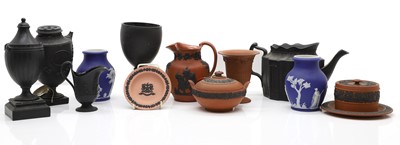 Lot 132 - A collection of Wedgwood Black Basalt and terracotta items