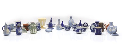 Lot 101 - A collection of Wedgwood Jasperware miniature items