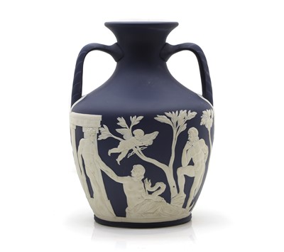 Lot 119 - A Wedgwood 'Portland' vase