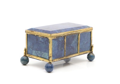 Lot 225 - A lapis lazuli box