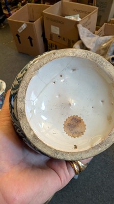 Lot 156 - An Italian faience dry drug jar