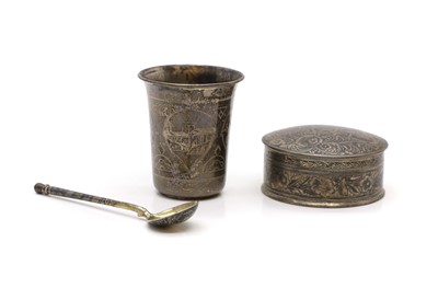 Lot 51 - A neillowork pot and cover