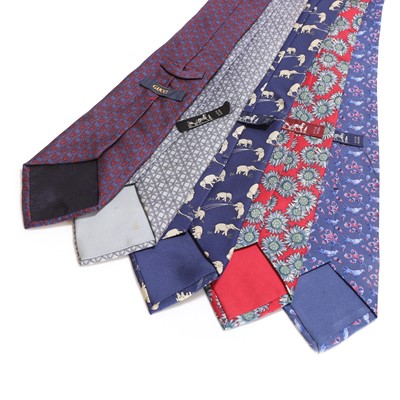Lot 1522 - Five designer silk ties