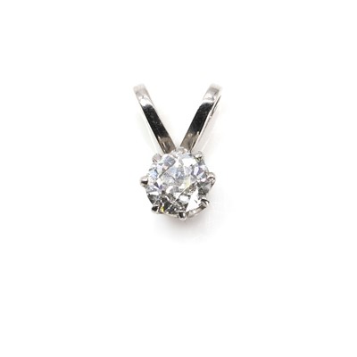 Lot 1113 - A diamond single stone pendant