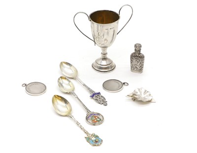 Lot 45 - A group of silver items