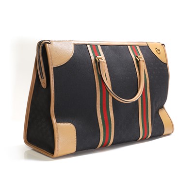 Lot 1541 - A Gucci large 'Bauletto' duffle bag