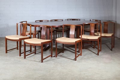 Lot 172 - A Danish rosewood dining suite