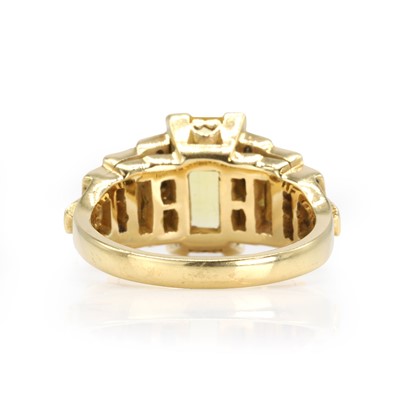 Lot 158 - A yellow beryl and diamond ring