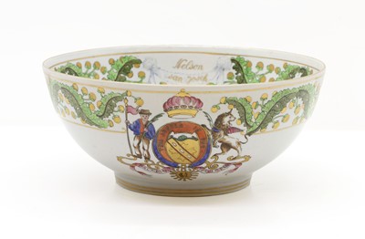 Lot 338 - A Samson porcelain bowl