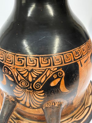 Lot 379 - An Attic red-figured terracotta bell krater