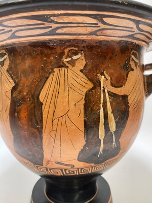 Lot 379 - An Attic red-figured terracotta bell krater