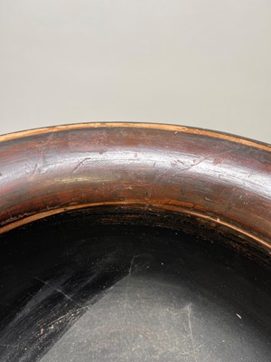 Lot 379 - An Attic red-figured terracotta bell krater