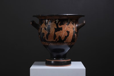 Lot 379 - An Attic red-figured terracotta bell krater