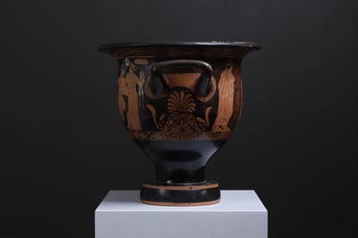 Lot 379 - An Attic red-figured terracotta bell krater