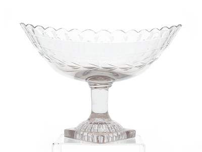 Lot 384 - An Irish cut-glass pedestal bowl