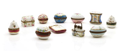 Lot 266 - A collection of Limoges porcelain pill boxes and similar