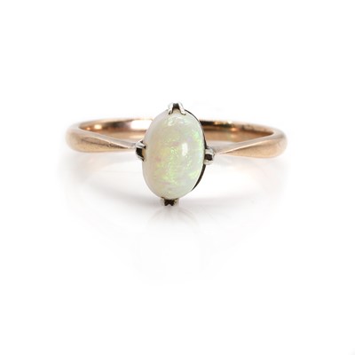 Lot 1044 - An Edwardian opal ring